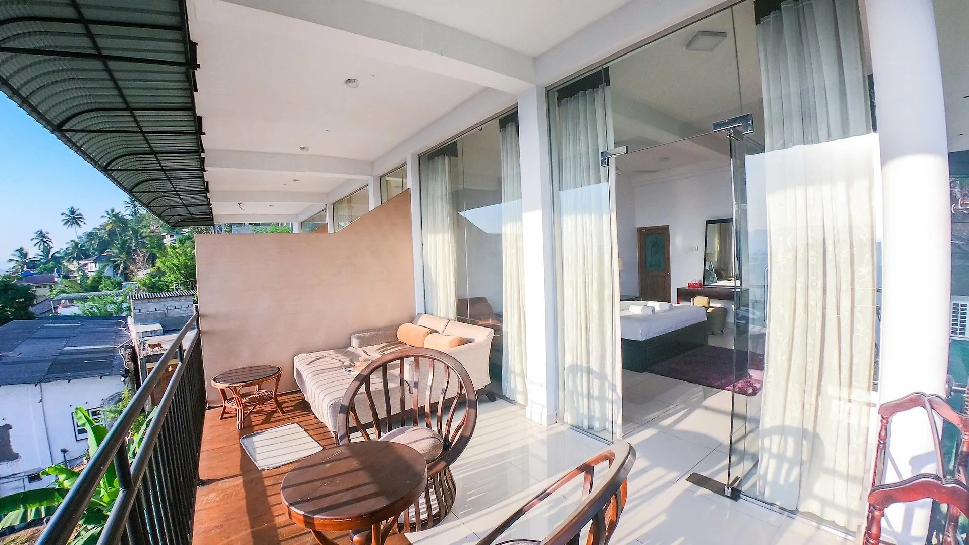 Romance Hills Hotel Κάντι