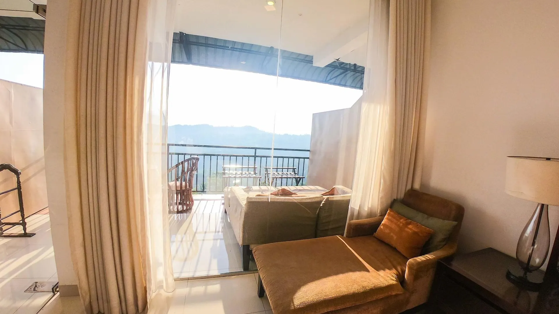 Romance Hills Hotel Kandy Sri Lanka