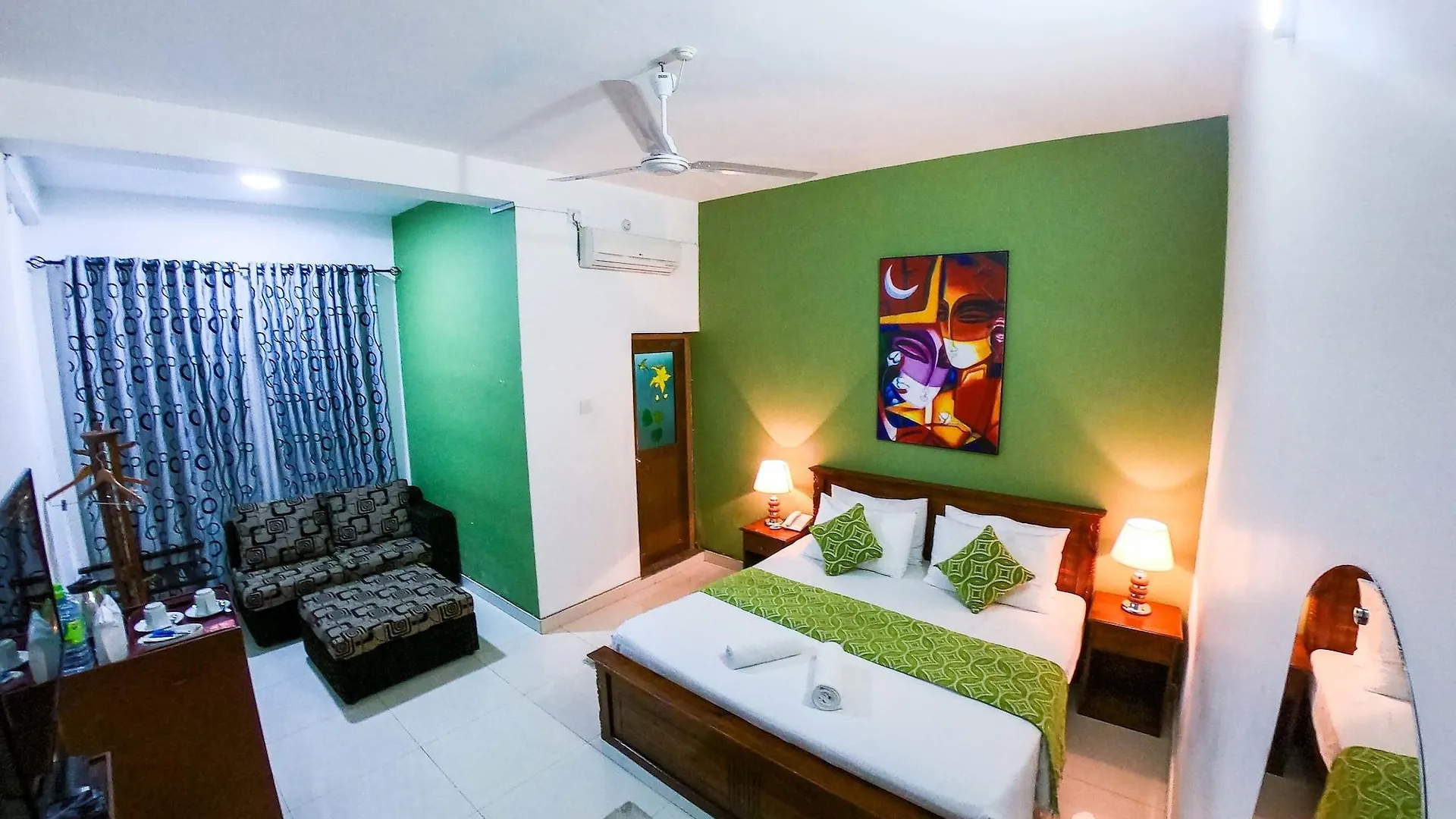 Romance Hills Hotel Kandy
